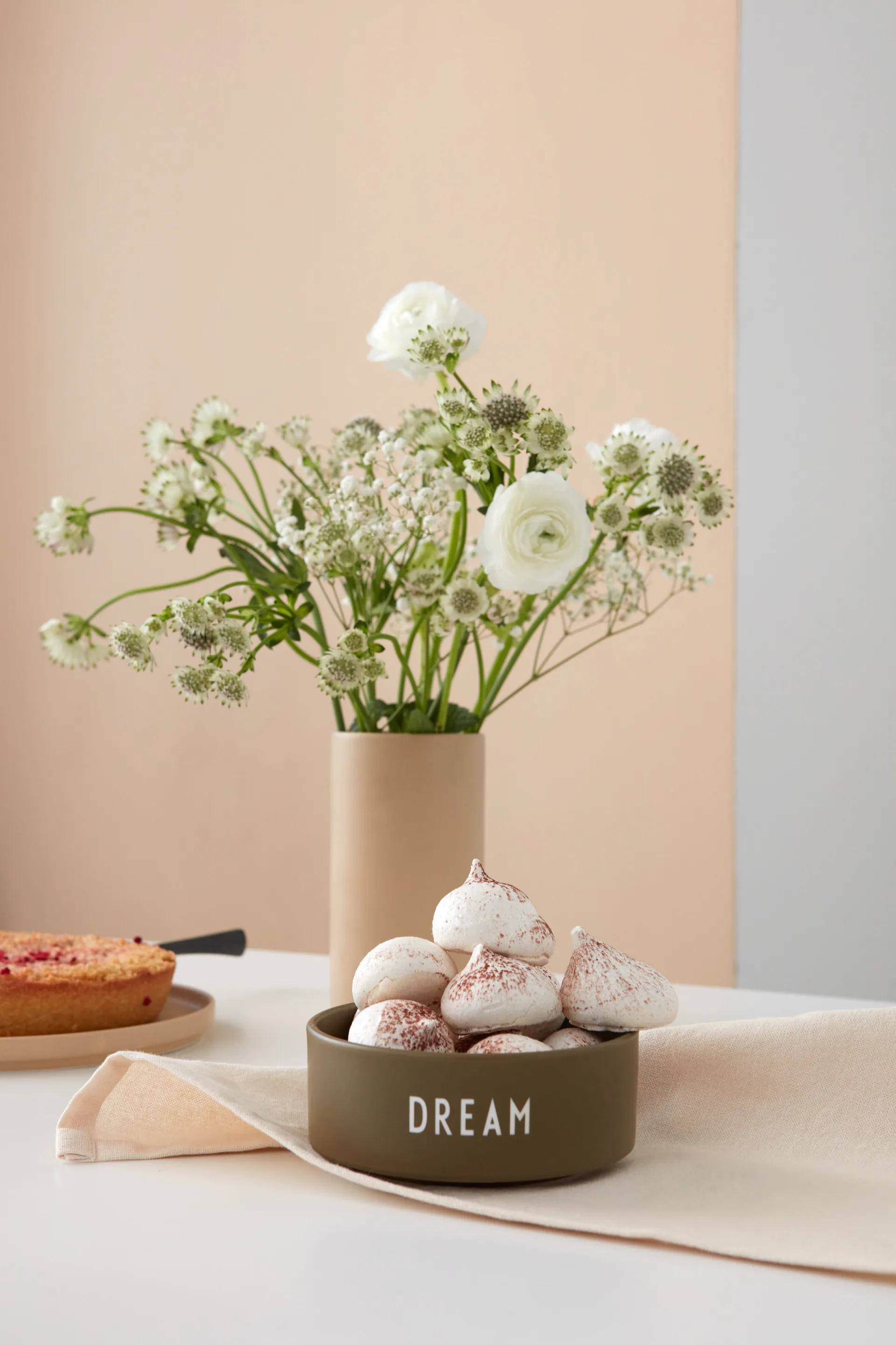 Design Letters snackschaal Ø12 cm, Dream-olive green Design Letters