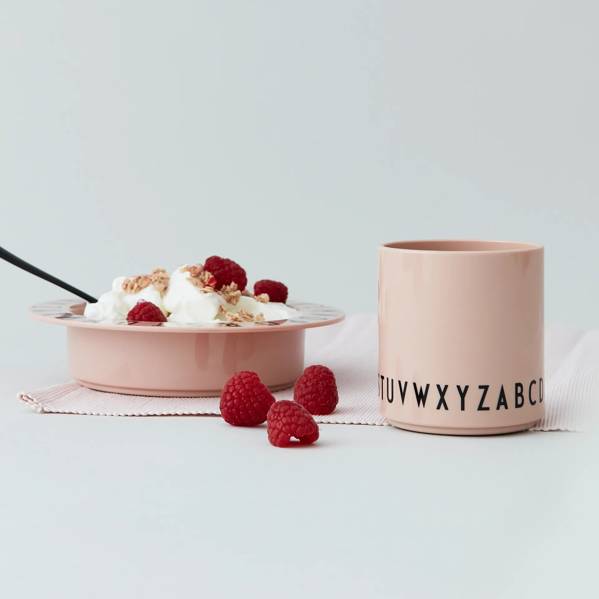 Eat & Learn kinderbeker, Nude Design Letters