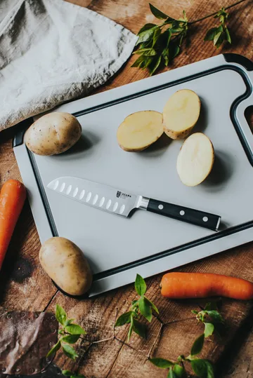 Asama santokumes 13 cm - Zwart handvat - Dorre