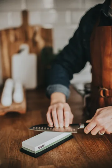 Suri slijpsteen rubberbasis 18x6x3 cm - 1000/3000 grit - Dorre