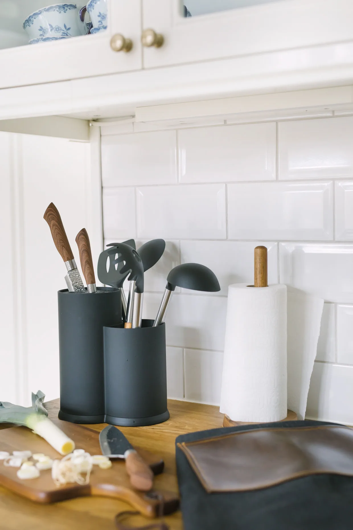 Vida messenblok en keukengereihouder 23 cm, Zwart Dorre