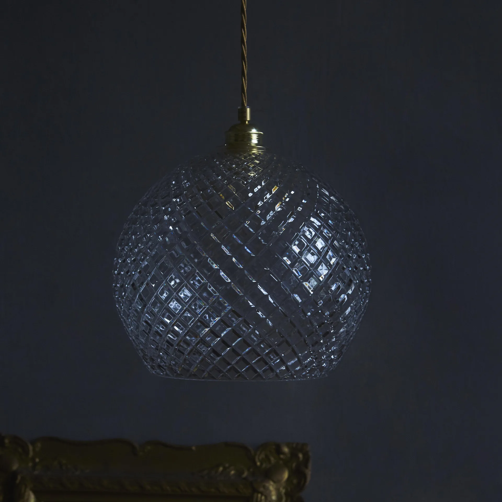 Rowan hanglamp Crystal Ø 22 cm., Small check - gouden snoer EBB & FLOW