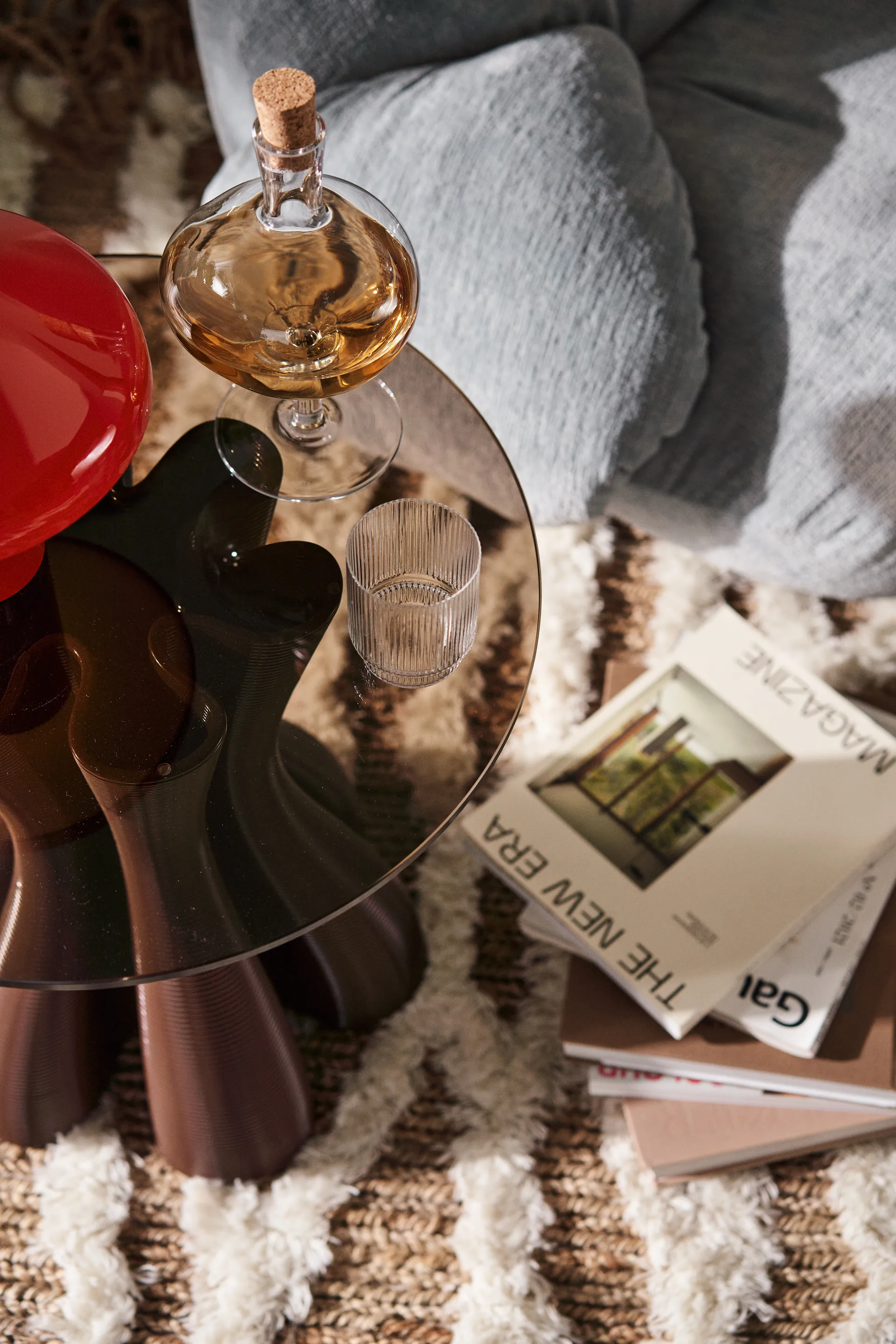 Anemone bijzettafel Ø50 cm, Chocolate Ekbacken Studios