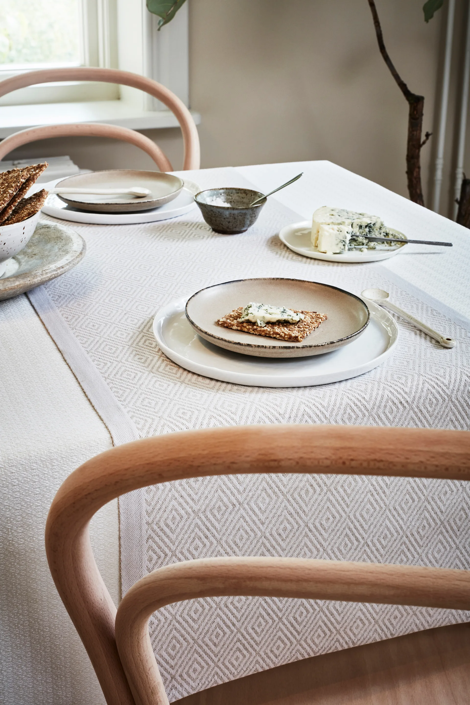 Gåsöga tafelloper ongebleekt, 35x120 cm Ekelund Linneväveri