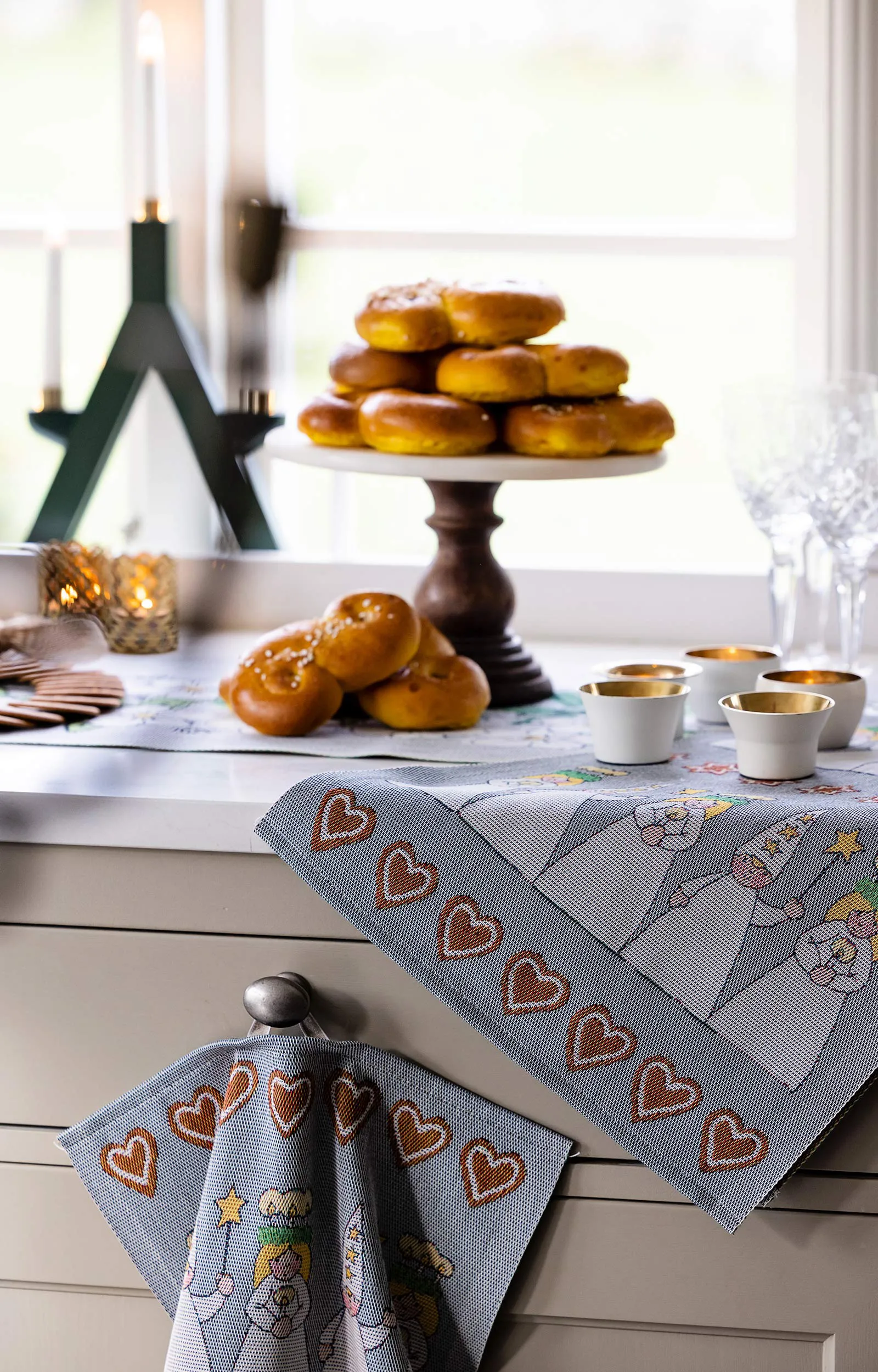 Mistelkvist tafelloper 35x120 cm., Multi Ekelund Linneväveri