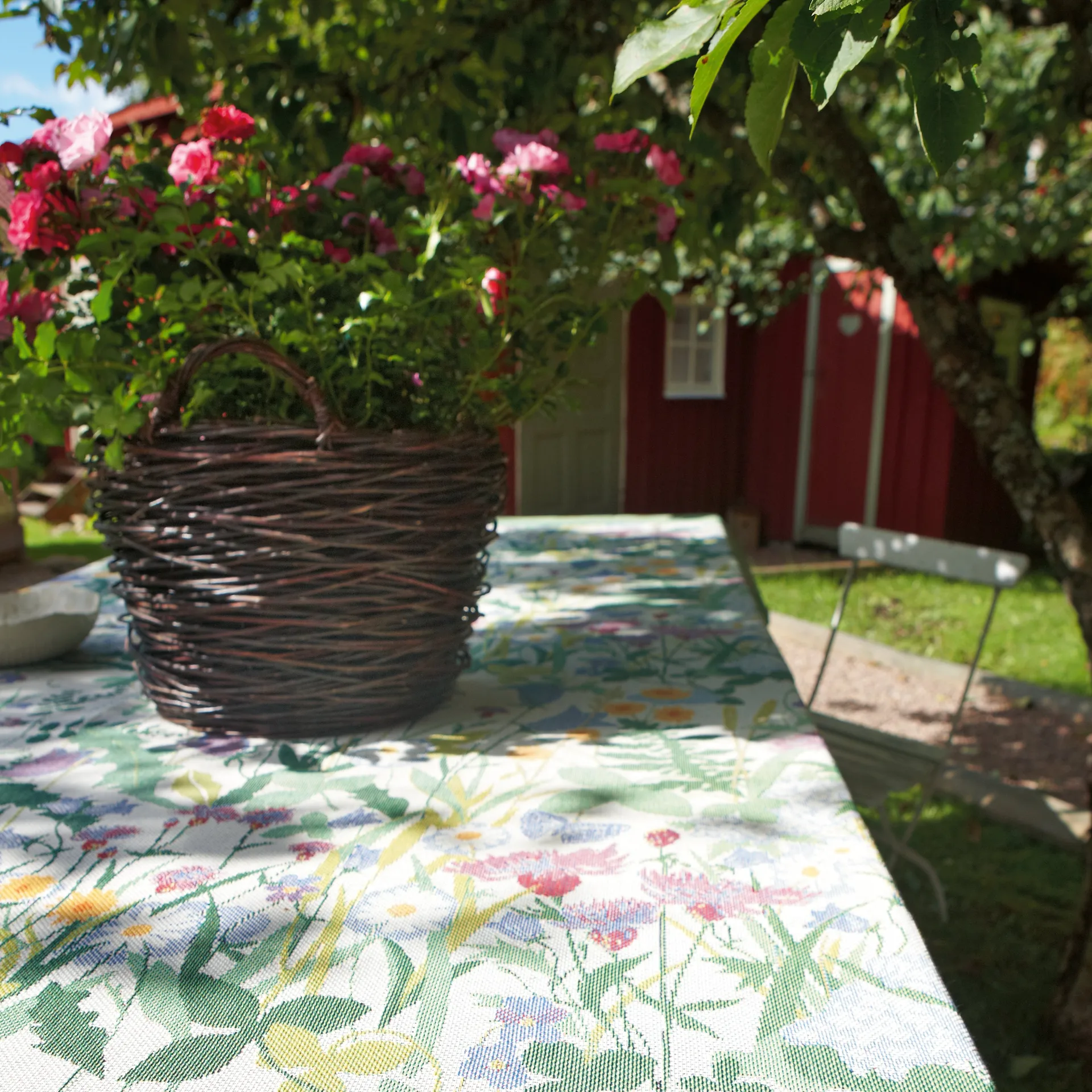 Sommartid tafelloper, 35 x 140 cm. Ekelund Linneväveri