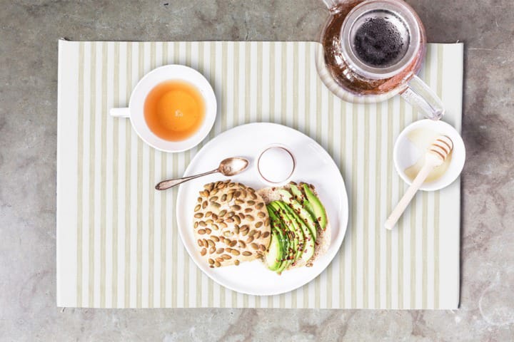 Tvärs placemat 35x48 cm, Ongebleekt Ekelund Linneväveri