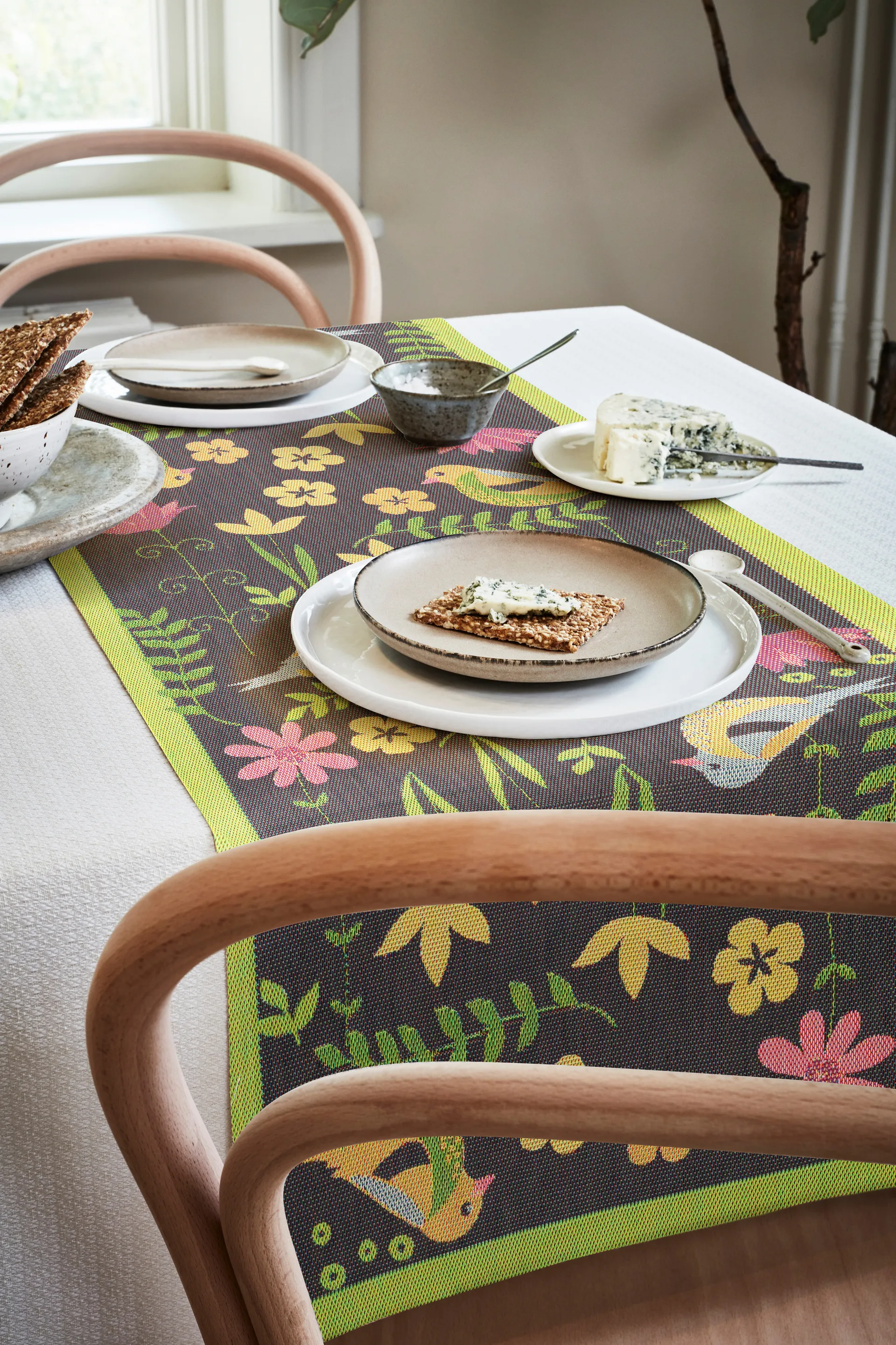 Vårsång tafelloper , 35x120 cm Ekelund Linneväveri