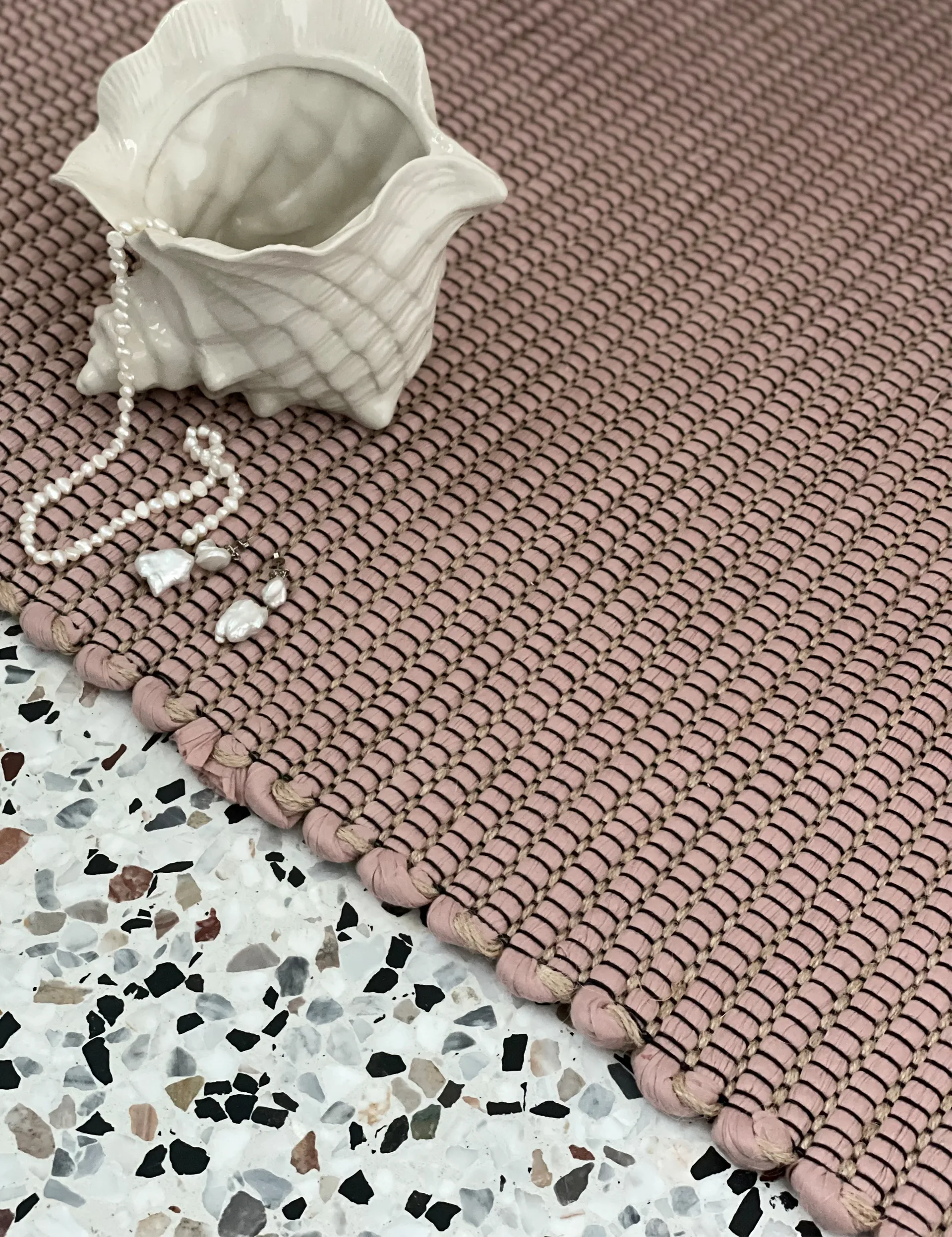 Hazelnut vloerkleed 60x180 cm, Light rose Elvang Denmark