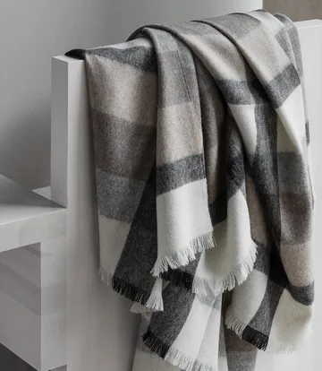 Intersection plaid 130x190 cm - Camel-grey - Elvang Denmark