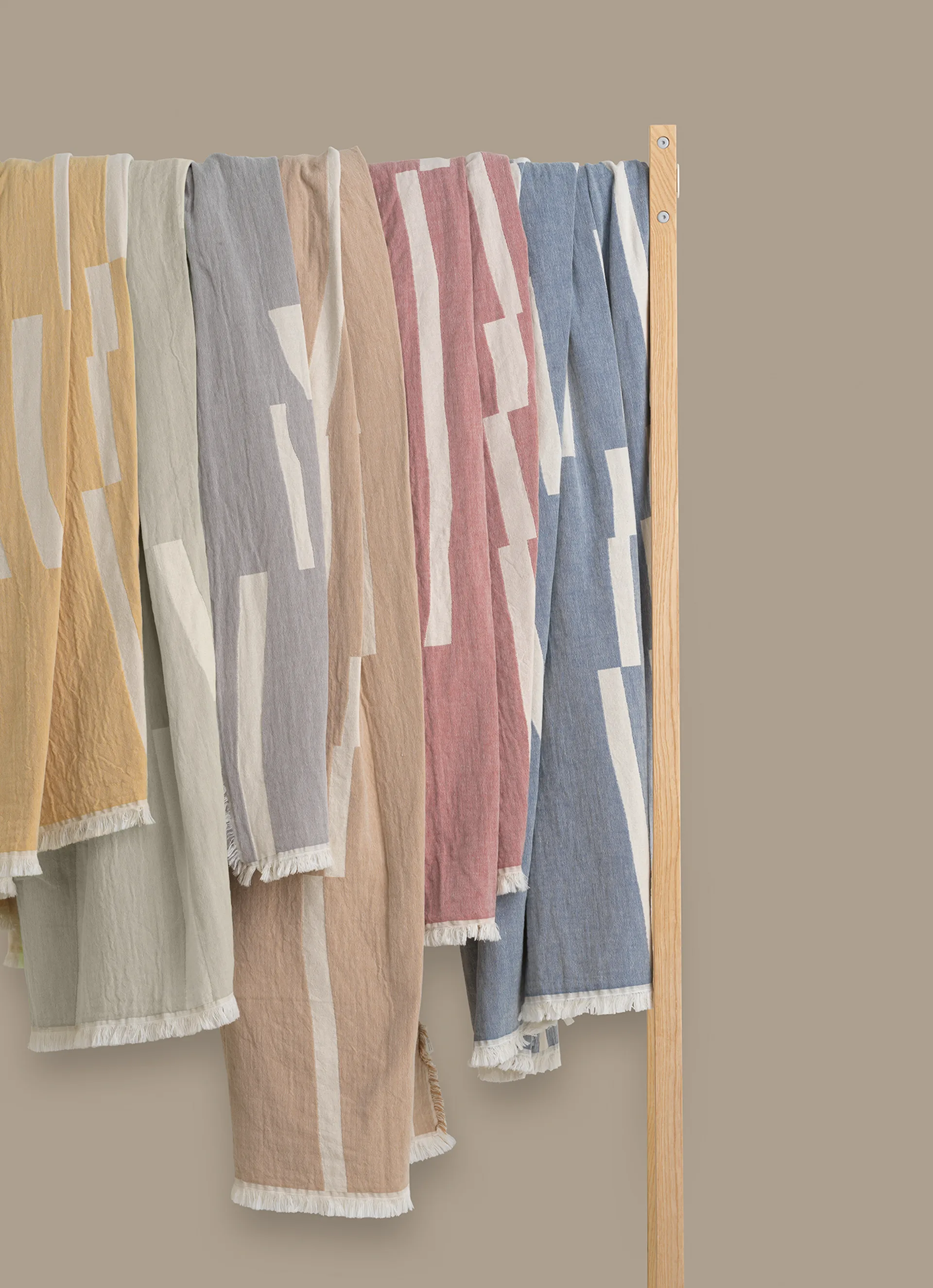 Lyme Grass plaid 130x180 cm, beige Elvang Denmark