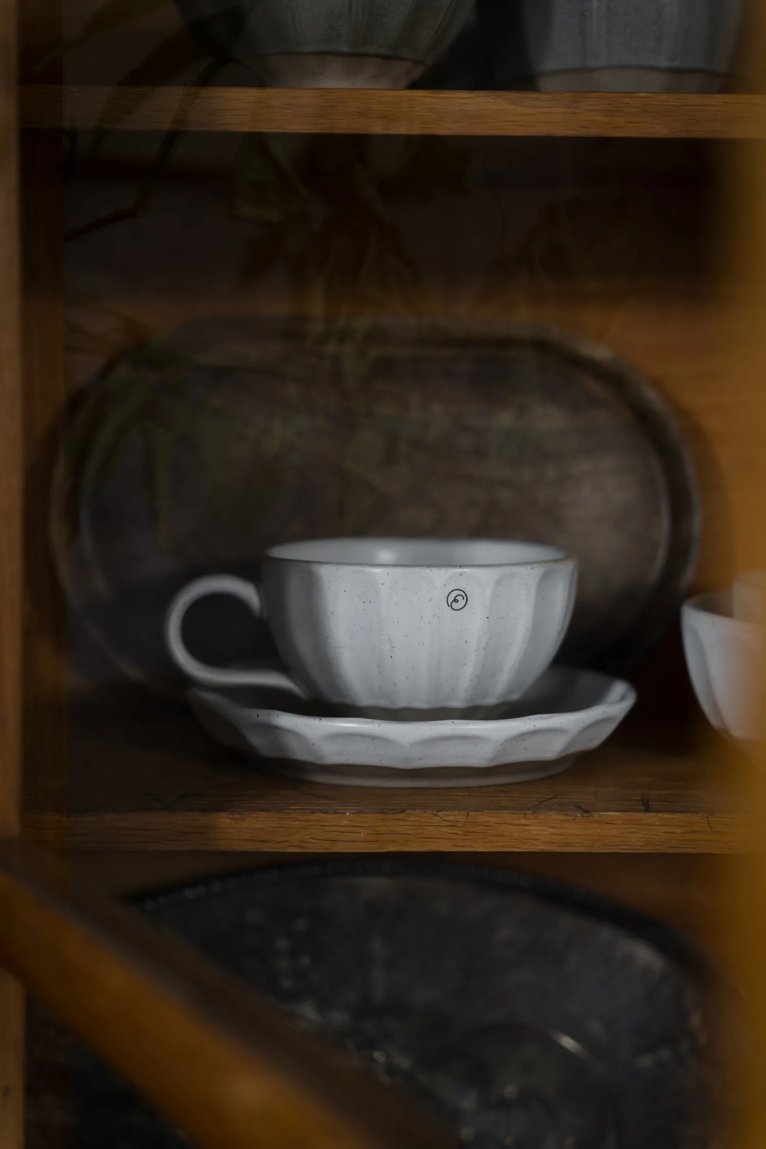 Ernst bordje steengoed, Wit-naturel, Ø17x3 cm ERNST