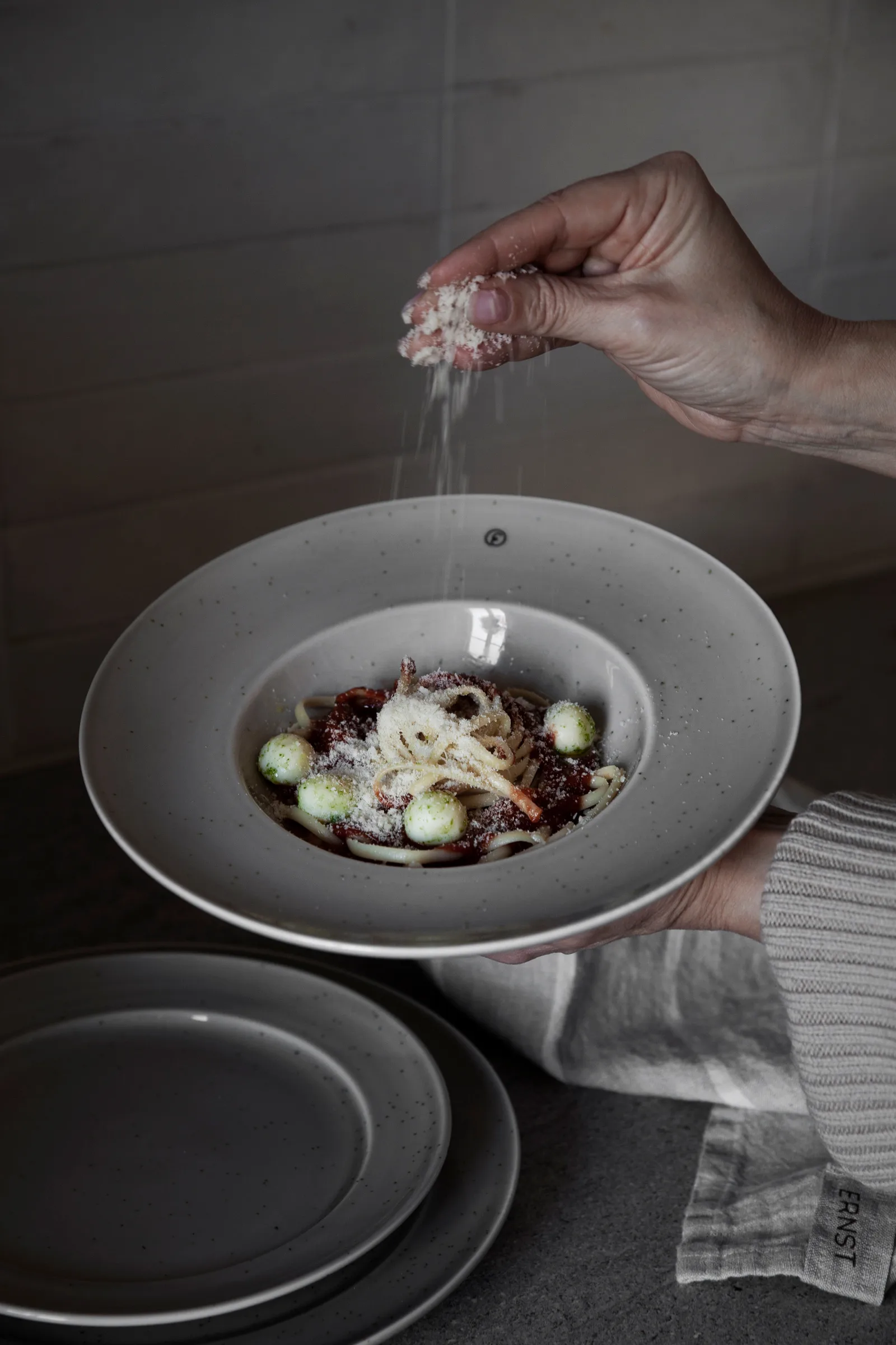 Ernst diep bord Ø25 cm, Zand ERNST