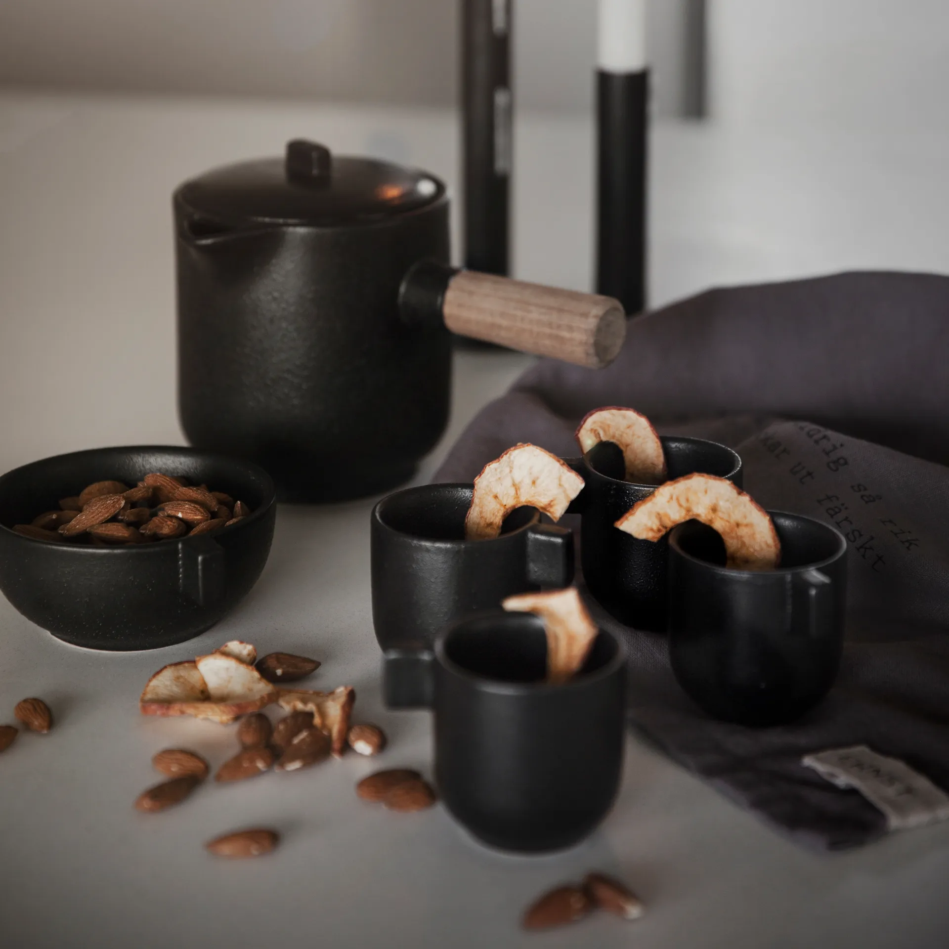 Ernst kom met oor Ø11 cm, Zwart ERNST