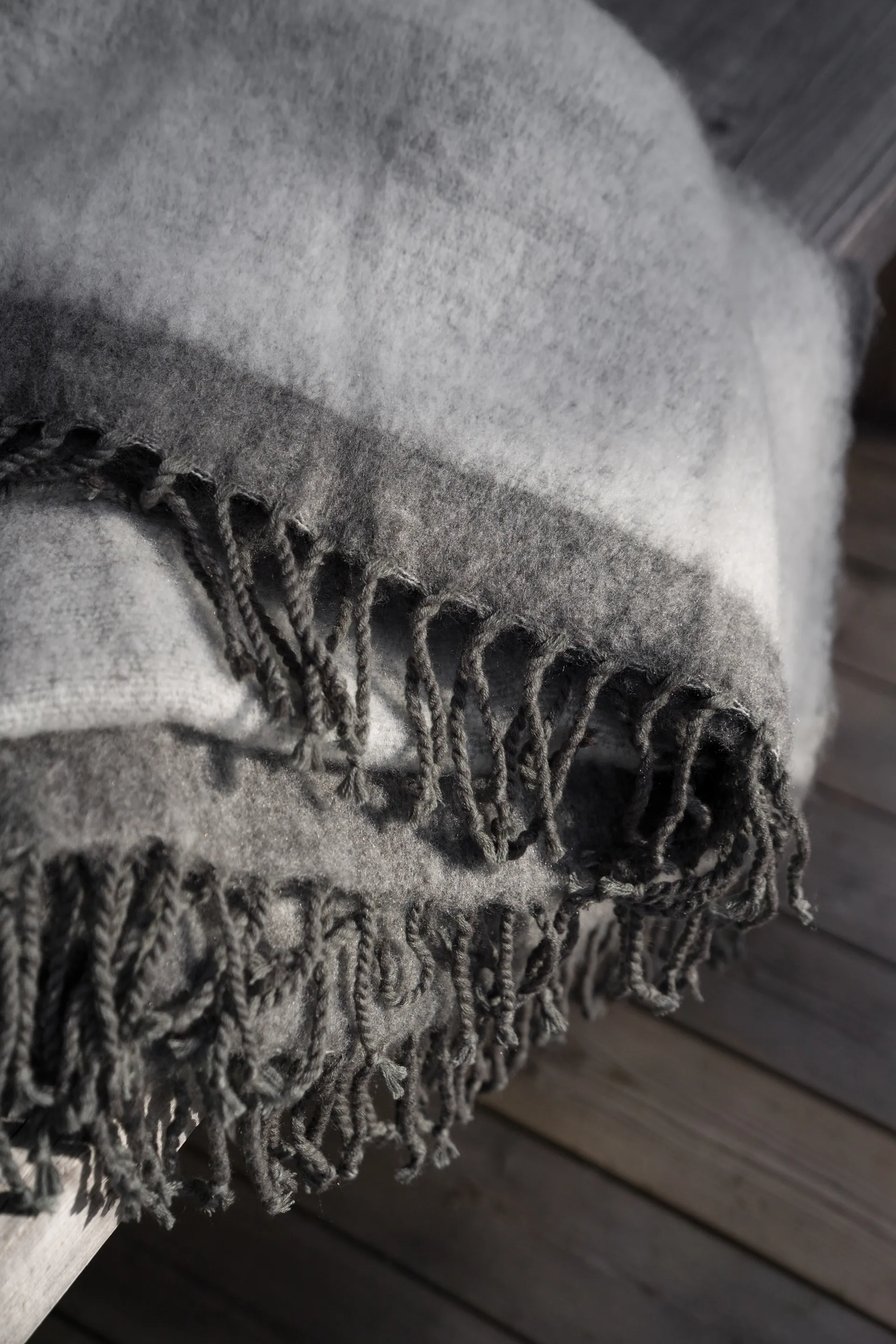 Ernst plaid met franjes 130x170 cm, Donkergrijs-wit ERNST