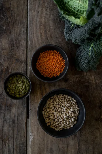 Ernst schaal - Mattzwart-natuurlijke bodem, Ø11 cm - ERNST