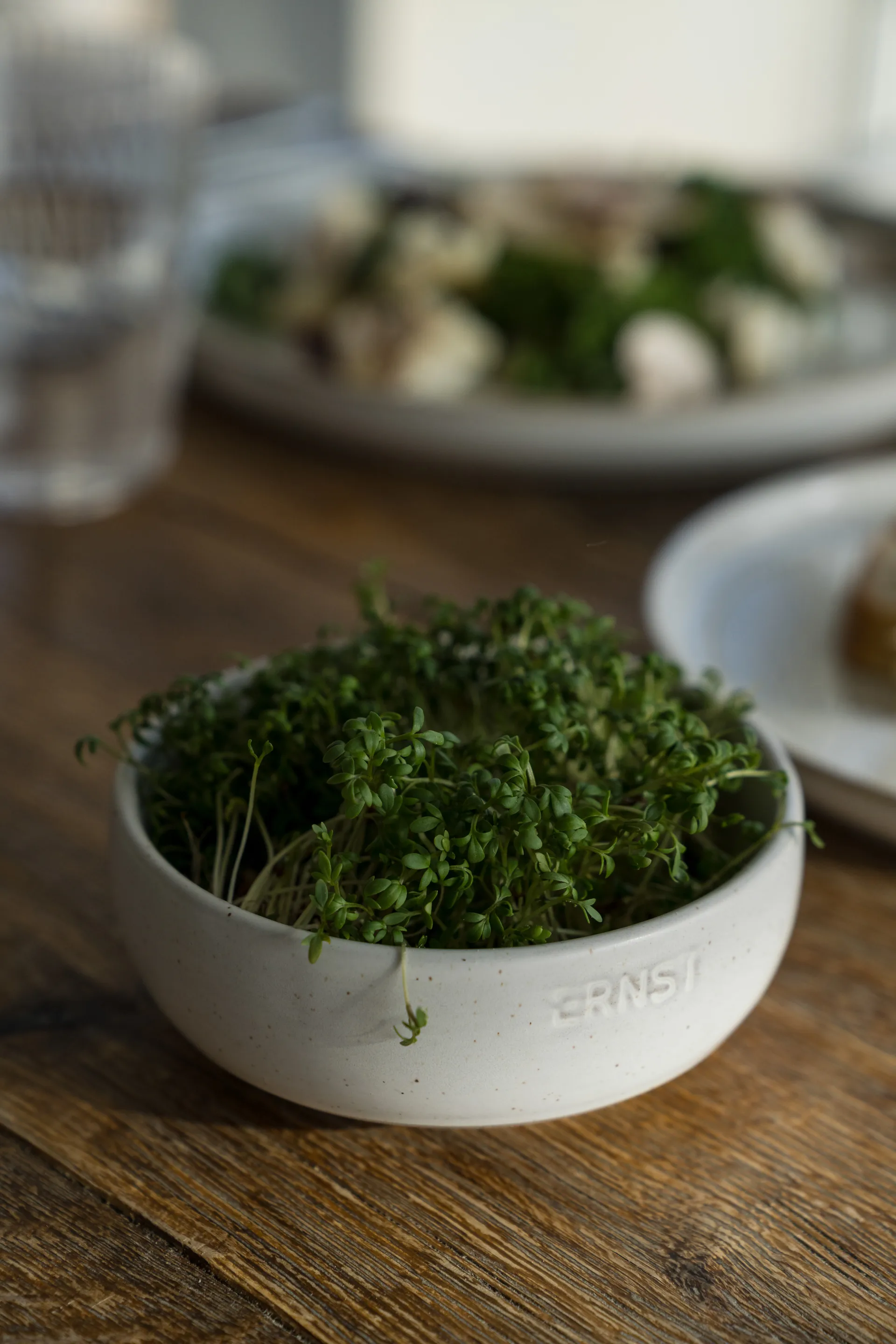 Ernst schaal, Wit-naturel bodem, Ø11 cm ERNST