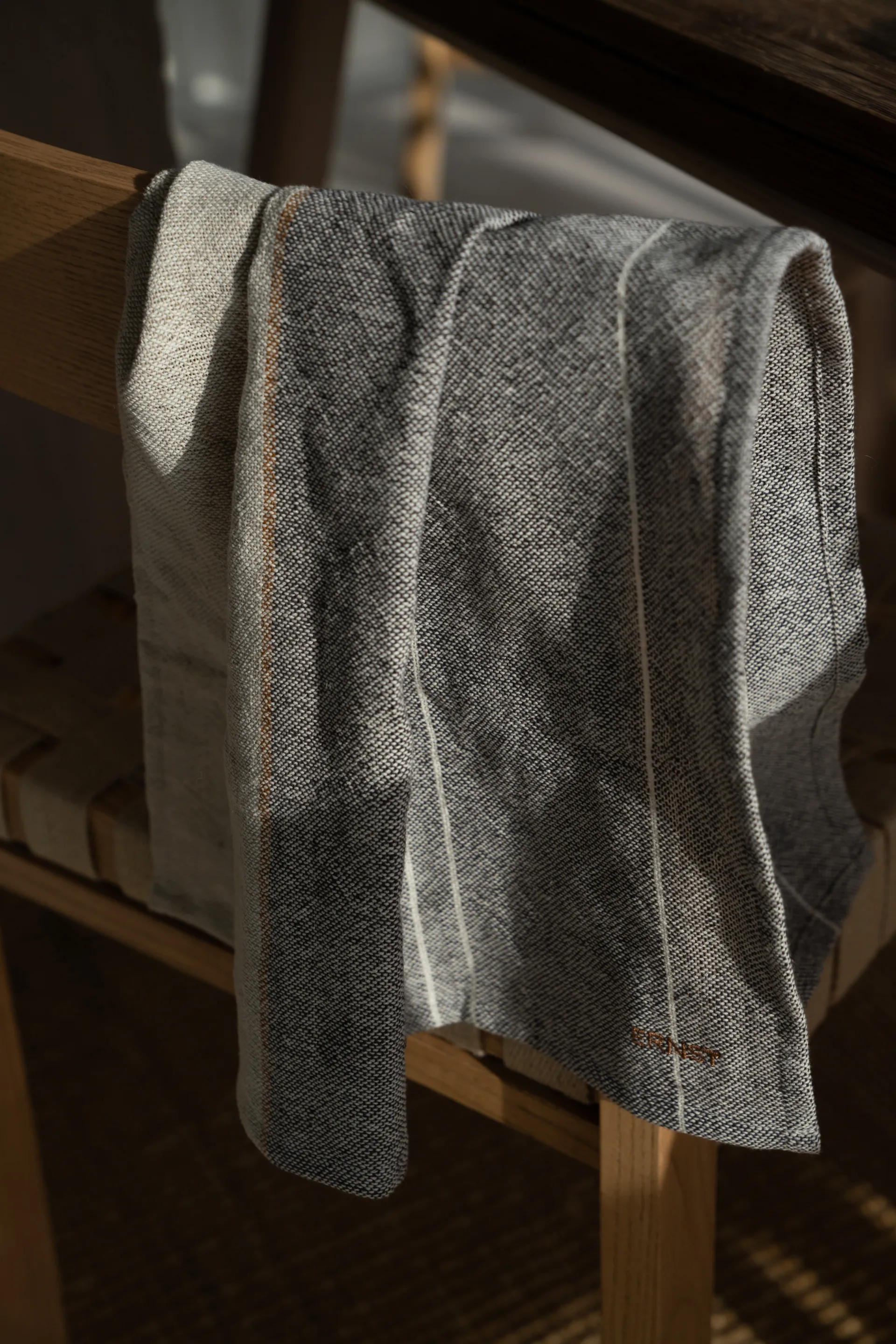 Ernst theedoek half-linnen 47x70 cm, Grijs-natuur ERNST