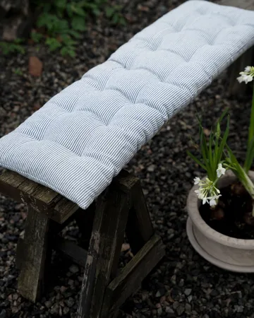 Ernst trapkussen 30x100 cm - Blauw-wit - ERNST