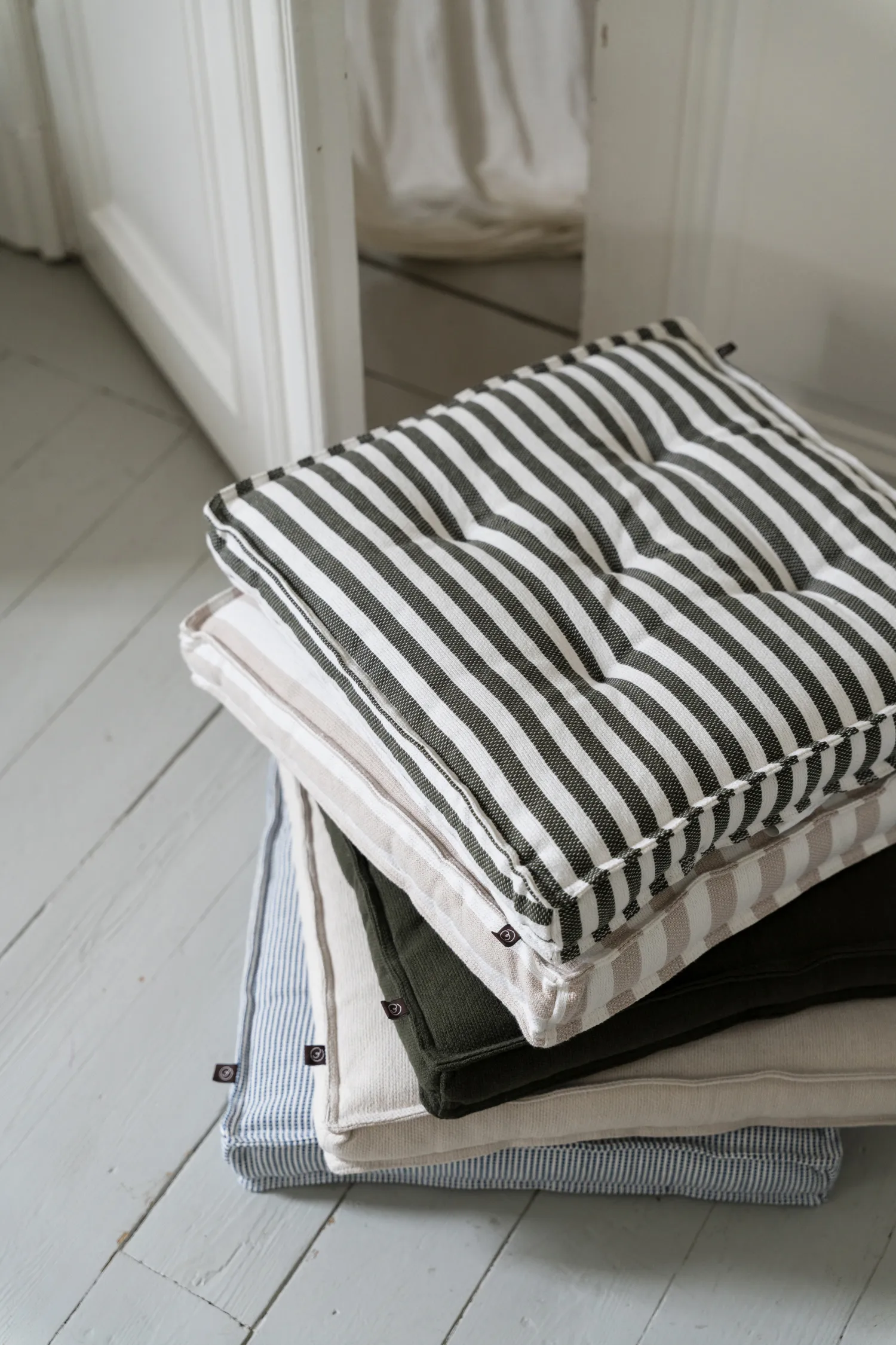 Ernst zitkussen 45x45 cm, Beige ERNST