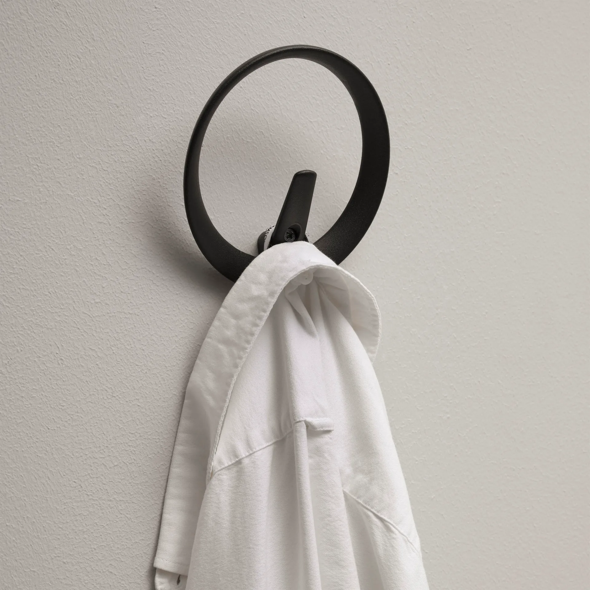 Gloria haak, zwart Essem Design