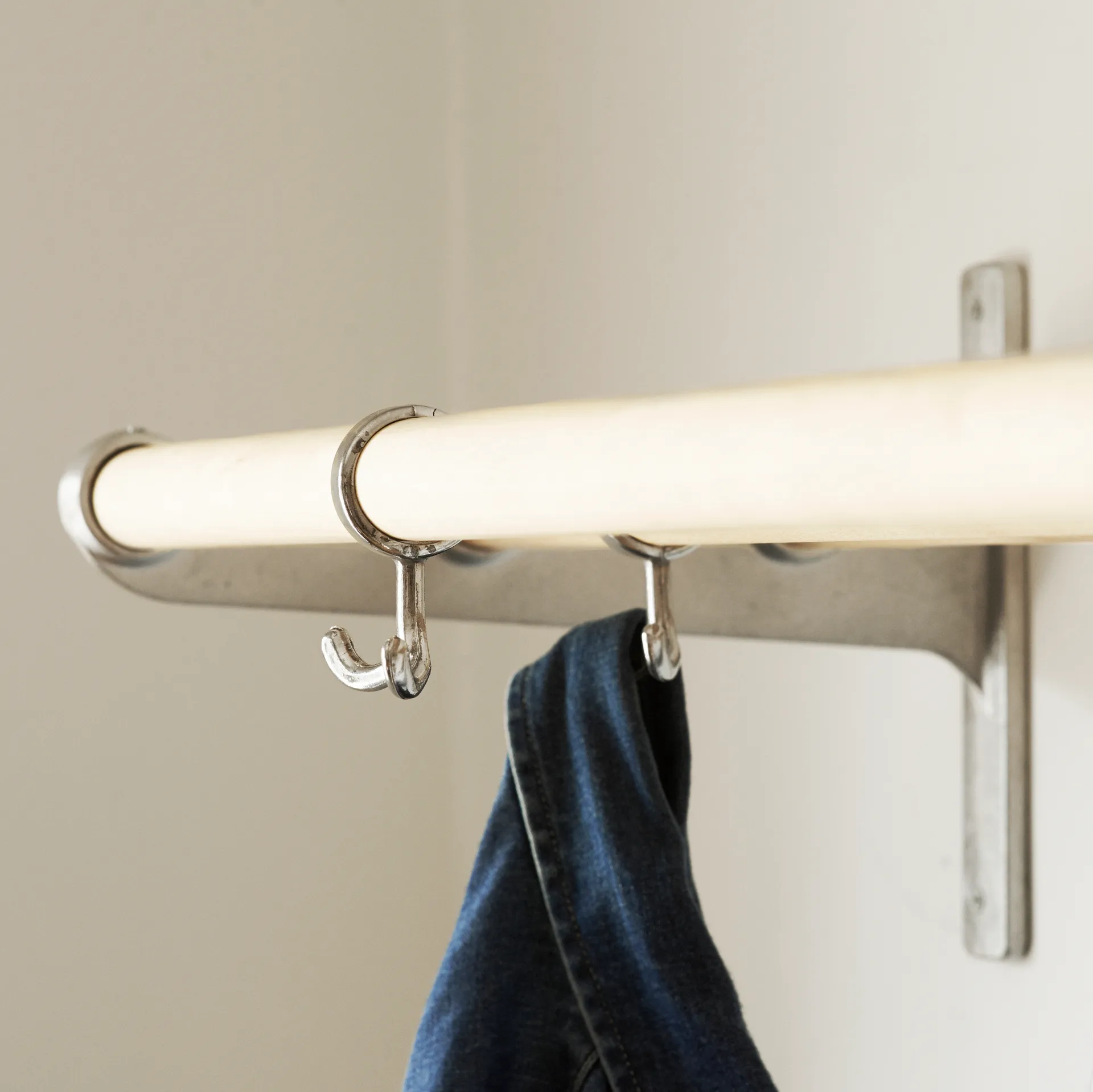 Nostalgi haak 2-pack, aluminium Essem Design