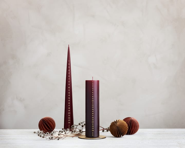 ester & erik kalenderkaars 25 cm, 44/2 deep wine ester & erik