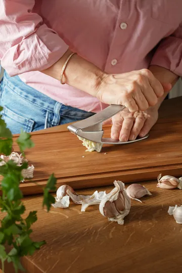 Eva Solo knoflookpers - Geborsteld staal - Eva Solo