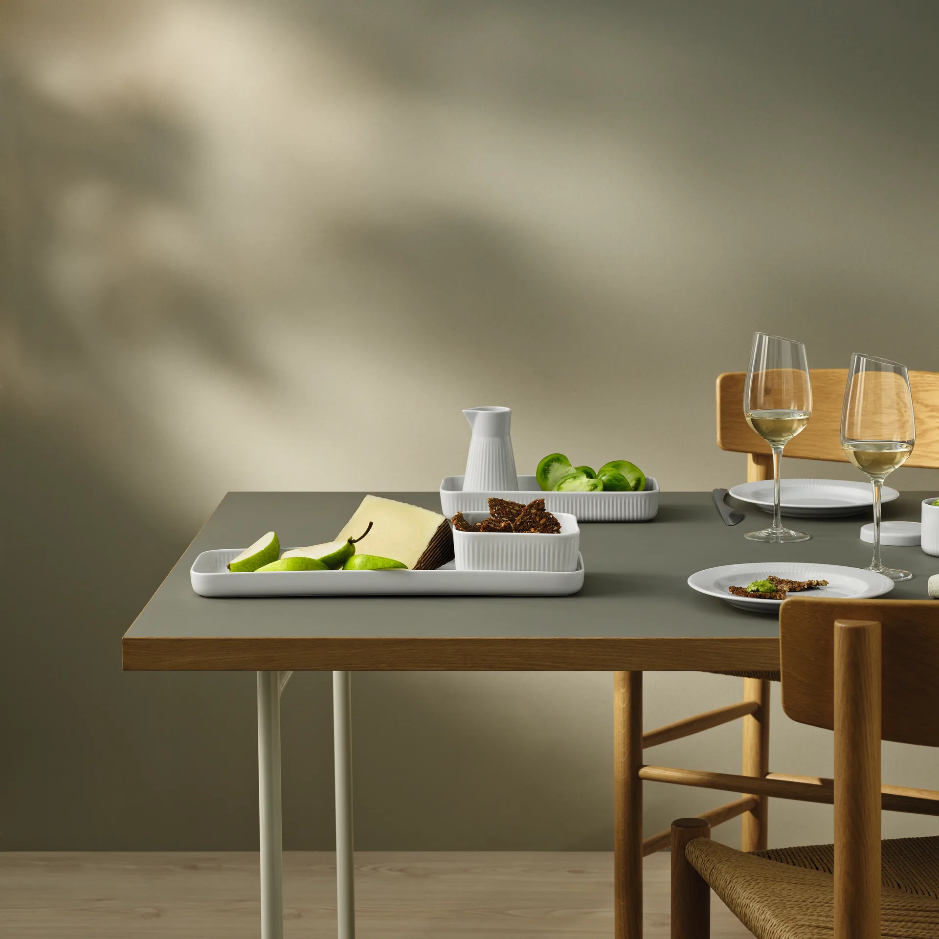 Eva Trio Legio Nova serveerbord met rand, Wit Eva Solo