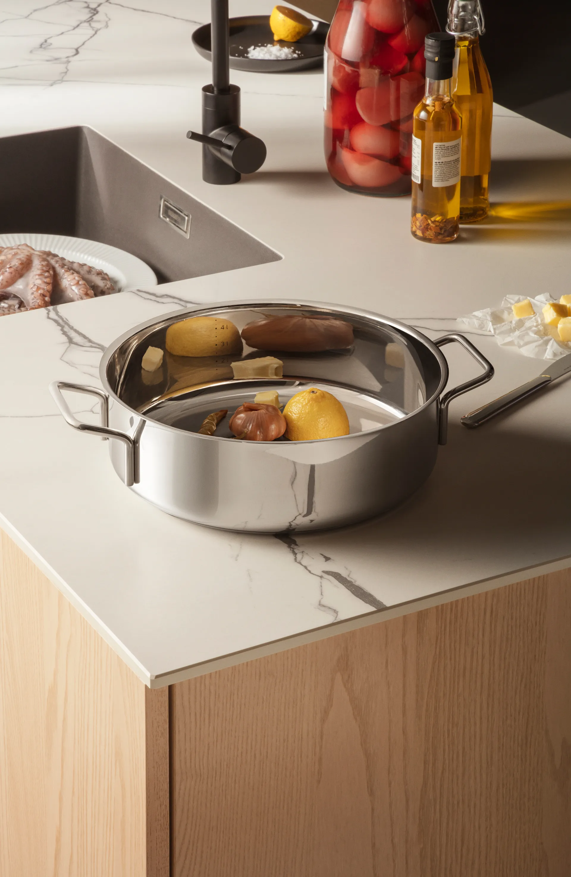Eva Trio Stainless Steel sauteerpan 2 handvatten, Ø28 cm Eva Solo
