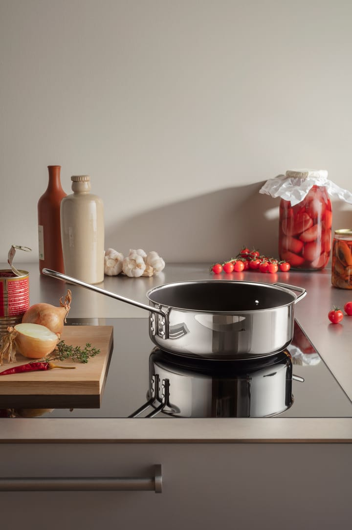 Eva Trio Stainless Steel Slip-Let  keramische sauteerpan, 24 cm Eva Solo
