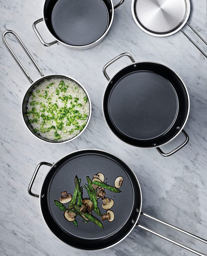 Eva Trio Stainless Steel Slip-Let  keramische sauteerpan, 24 cm Eva Solo