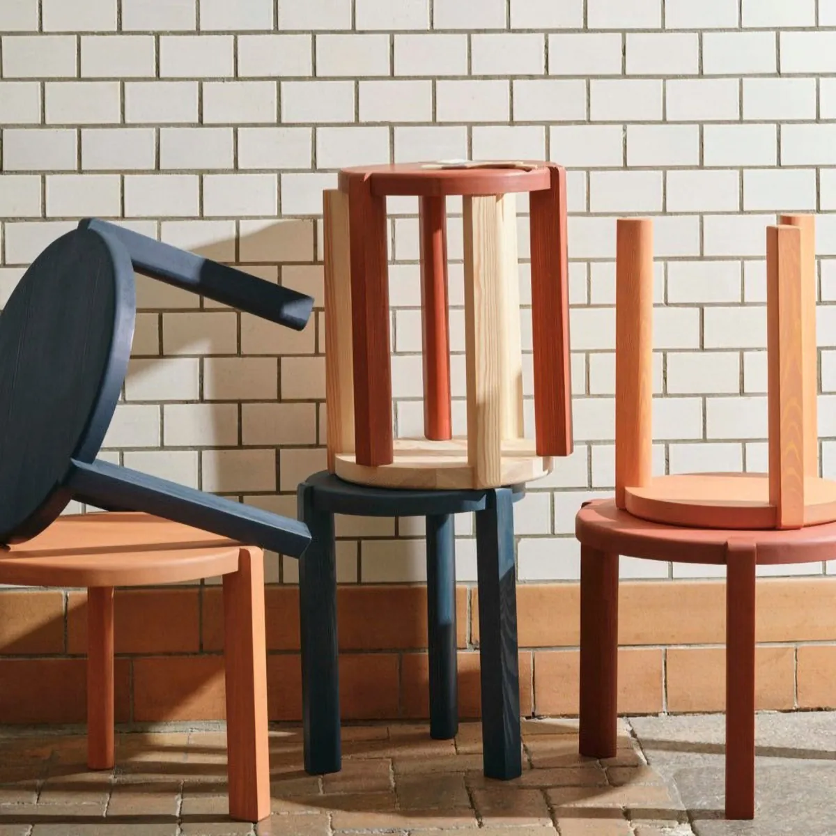 D108 Ragnesminde bijzettafel Ø35 cm, Carmine red FDB Møbler