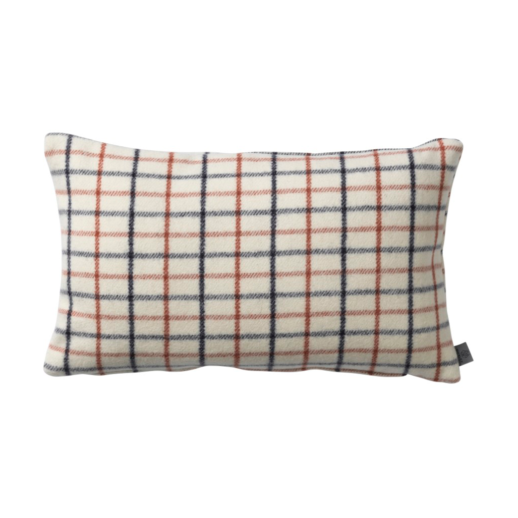FDB Mobler R16 Slotsholmen kussen 30x50 cm Red | Scandinavisch Interieur | Kussens | Rood