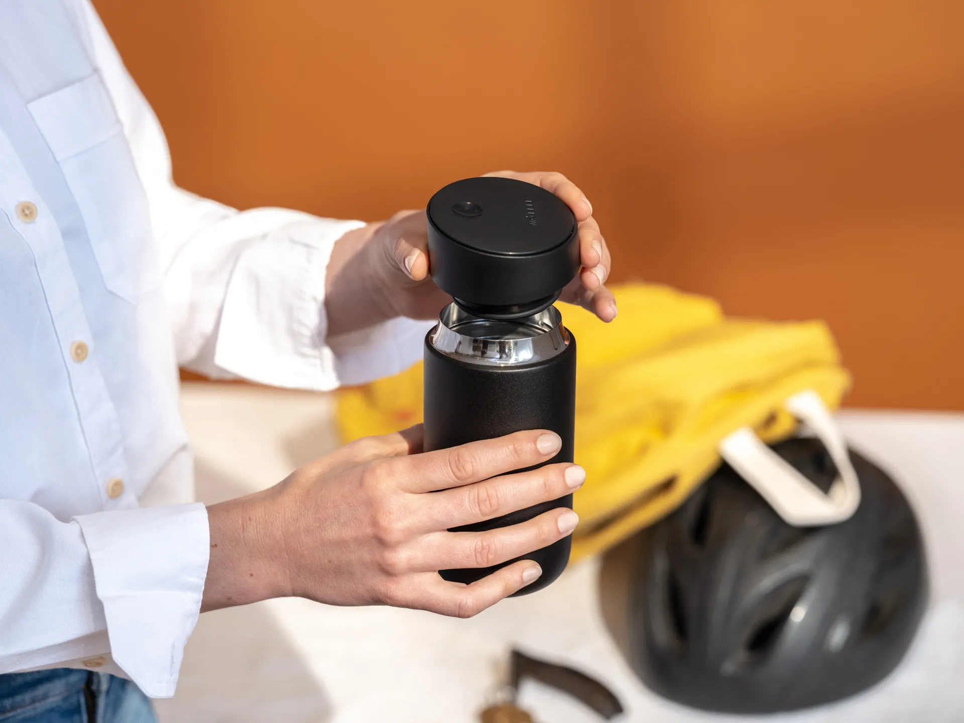Carter thermosbeker met slide lock 35 cl, Matte black Fellow