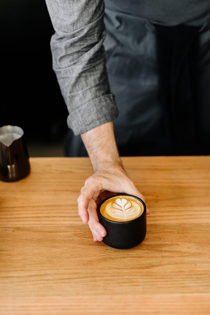 Monty Milk Arts cappuccinomok 19,2 cl, Matte black Fellow