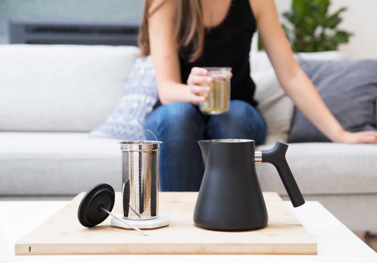 Raven theekoker voor fornuis 1 L, Matte black Fellow