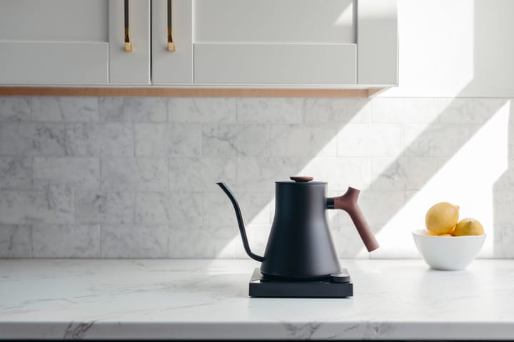 Stagg EKG Pro elektrische waterkoker 0.9 L, Matte black-walnut Fellow