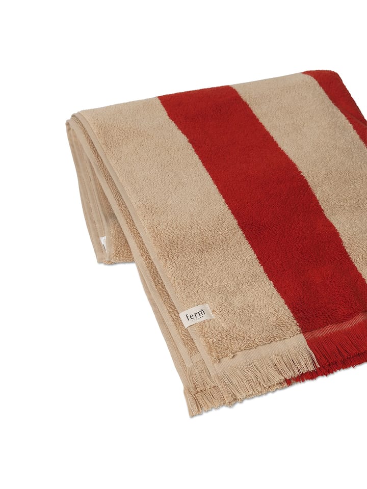 Alee handdoek 70x140 cm, Light camel-red Ferm Living