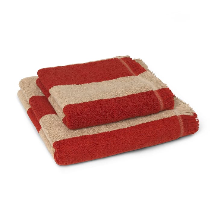 Alee handdoek 70x140 cm, Light camel-red Ferm Living