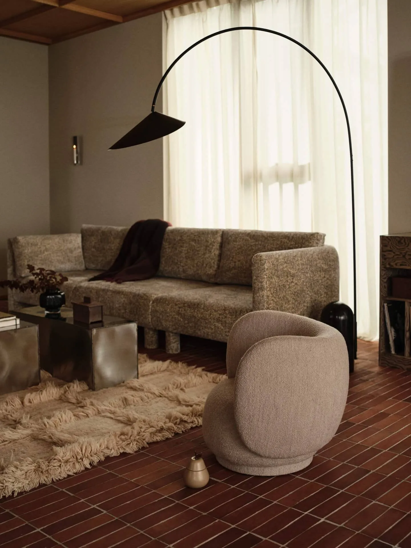 Arum arched vloerlamp, Black Ferm Living