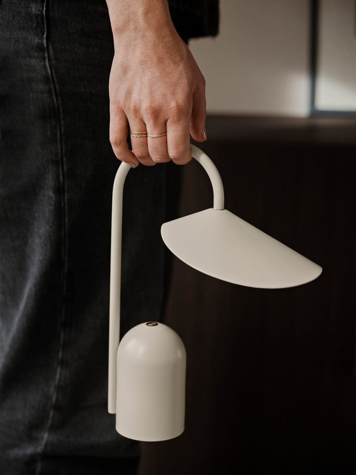 Arum draagbare lamp, Cashmere Ferm Living