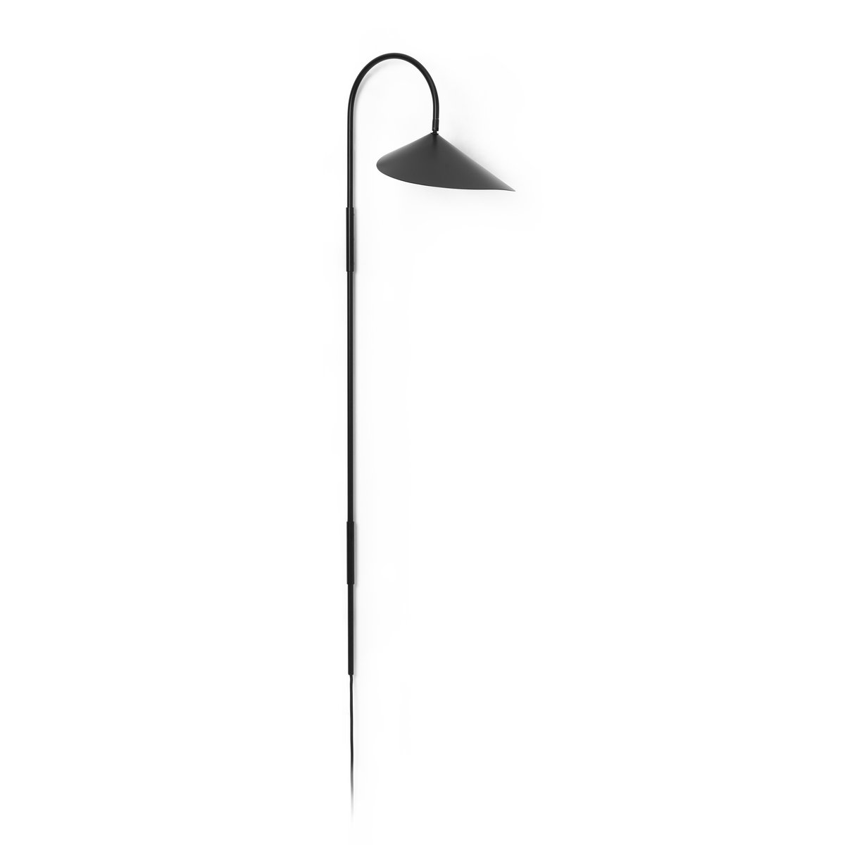 Ferm Living Arum swivel tall wandlamp Black | Scandinavisch Interieur | Wandlampen | Zwart