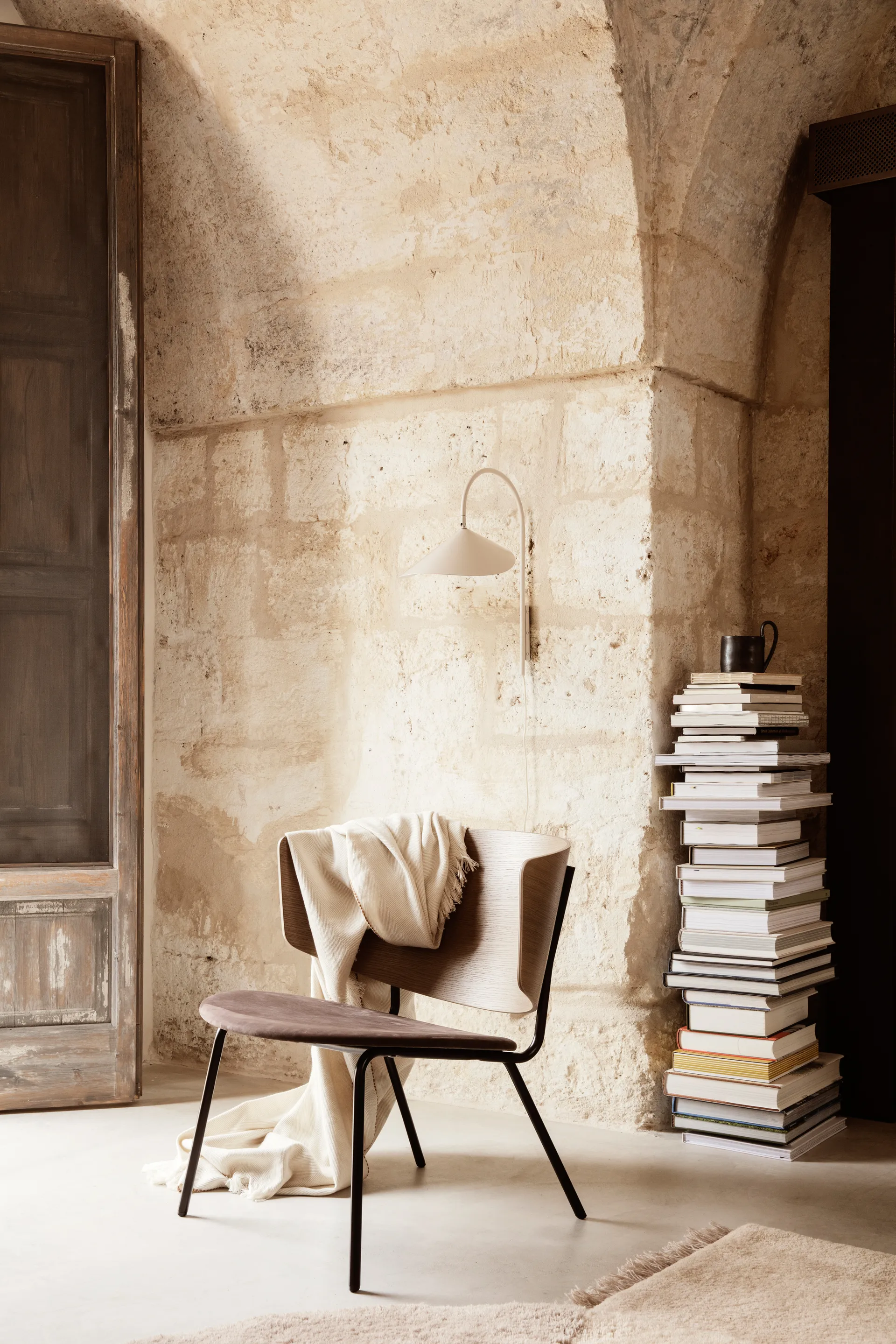 Arum swivel wandlamp, Cashmere Ferm Living