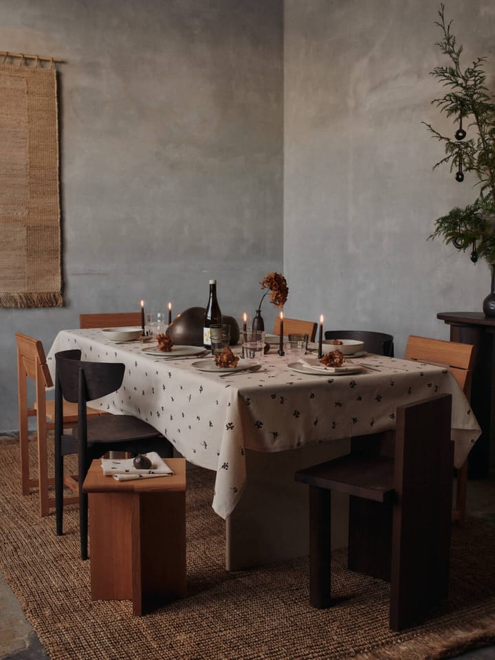 Baies tafelkleed 150x240 cm, Natural-dark chocolate Ferm Living