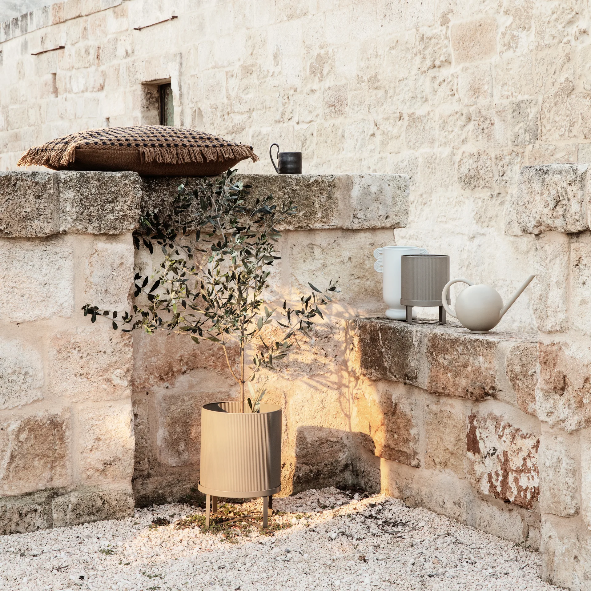 Bau bloempot klein Ø18 cm, Cashmere Ferm Living