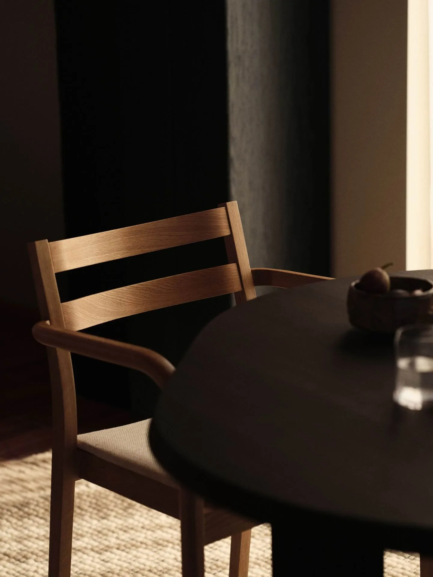 Boda armstoel, Klädd sits, natural oak-off-white Ferm Living