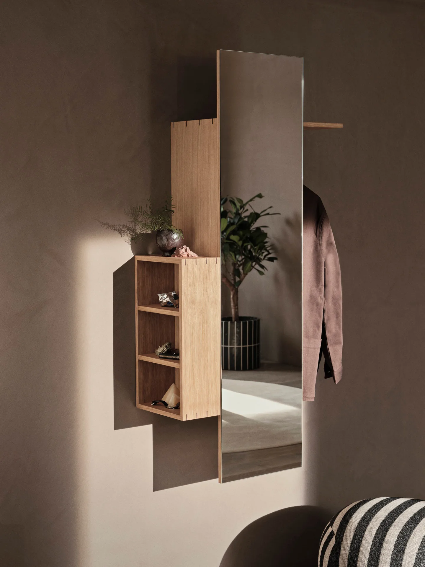 Bon hallway cabinet kapstok met spiegel, Oiled Oak Ferm Living