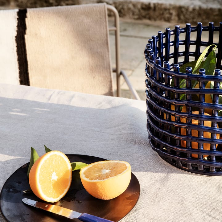 Ceramic gevlochten mand Ø23,5 cm, Blauw Ferm Living