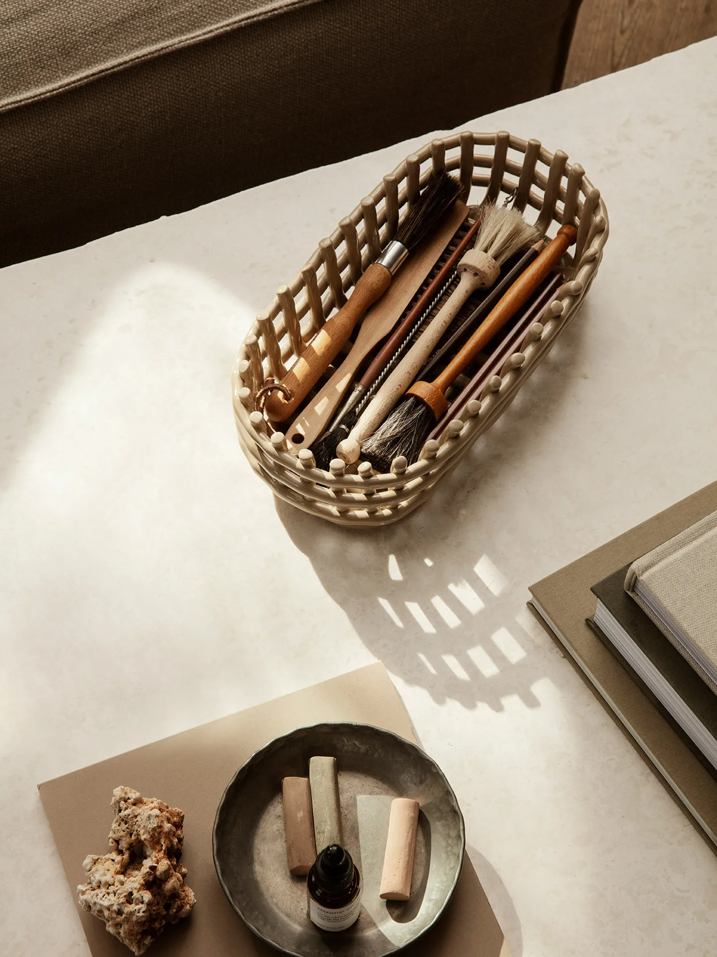 Ceramic gevlochten mand ovaal 15x30 cm, Cashmere Ferm Living